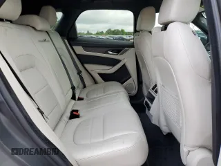 2021 Jaguar F-Pace R-Dynamic S z VIN SADCT2FU3MA672861, wystawiony jako Copart lot #60349655 z przebiegiem 44 336 mil mil oraz Szkoda całkowita • Salvage title. Historia ofert i sprzedaży dostępna na DreamBid. Obrazek 11.