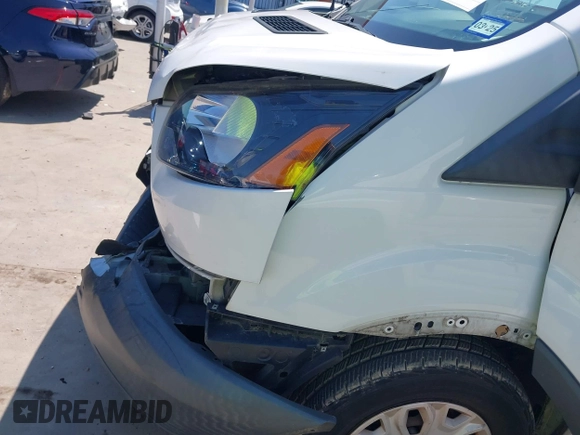 2018 Ford Transit XL z VIN 1FMZK1CM5JKB31481, wystawiony jako IAAI lot #42329280 z przebiegiem 57 051 mil mil oraz . Historia ofert i sprzedaży dostępna na DreamBid. Obrazek 6.