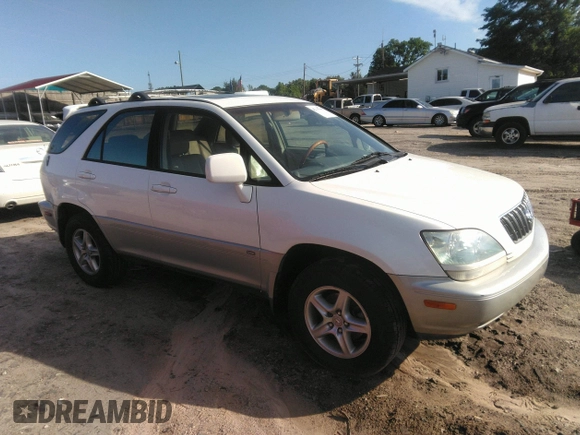 2001 Lexus RX 300 with VIN JTJHF10U110188231, listed as a IAAI auction lot 42135609 with 236,462 mi miles. Bid and sale history available at carsss.com. Image 1.