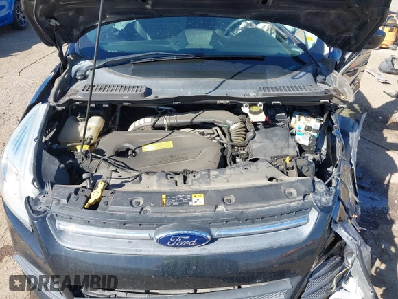 2013 Ford Escape SE with VIN 1FMCU0GX3DUA53113, listed as a IAAI auction lot 40497958 with 132,367 mi miles and . Bid and sale history available at carsss.com. Image 10.