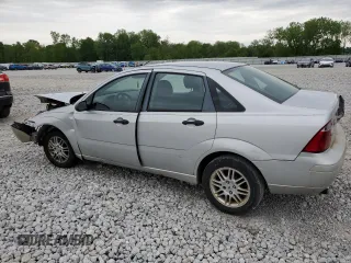 2007 Ford Focus S z VIN 1FAFP34N37W293421, wystawiony jako Copart lot #57833445 z przebiegiem 159 523 mil mil oraz Szkoda całkowita • Salvage title. Historia ofert i sprzedaży dostępna na DreamBid. Obrazek 2.
