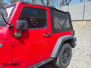 2013 Jeep Wrangler Sahara with VIN 1C4AJWBG8DL581783, listed as a IAAI auction lot 42126522 with 40,101 mi miles. Bid and sale history available at carsss.com. Image 12.