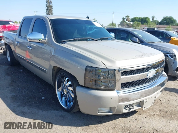 2007 Chevrolet Silverado 1500 LS with VIN 3GCEC13C87G516170, listed as a IAAI auction lot 42163134 with 185,591 mi miles and . Bid and sale history available at DreamBid. Image 1.