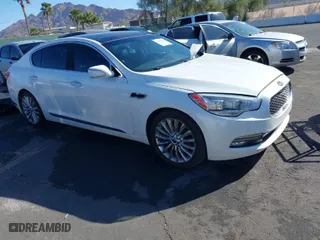 2015 Kia K900 Luxury with VIN KNALW4D48F6022640, listed as a IAAI auction lot 41923040 with 95,557 mi miles. Bid and sale history available at carsss.com. Image 1.