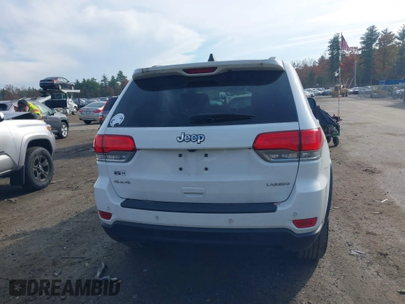 2018 Jeep Grand Cherokee Upland z VIN 1C4RJFAG6JC422101, wystawiony jako IAAI lot #40700021 z przebiegiem 62 299 mil mil oraz . Historia ofert i sprzedaży dostępna na DreamBid. Obrazek 17.