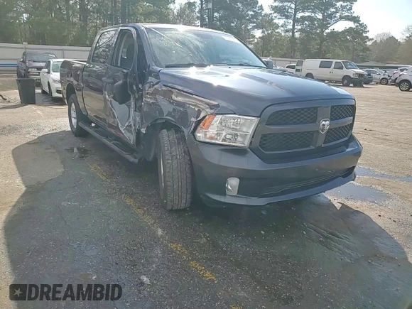 2018 Ram 1500 Express z VIN 1C6RR6KT8JS139605, wystawiony jako Copart lot #47211965 z przebiegiem 79 611 mil mil oraz Szkoda całkowita • Salvage title. Historia ofert i sprzedaży dostępna na DreamBid. Obrazek 13.