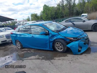 2017 Toyota Prius Plus with VIN JTDKARFP0H3052737, listed as a IAAI auction lot 42039680 with 117,593 mi miles and . Bid and sale history available at DreamBid. Image 14.