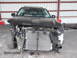 2022 Toyota Highlander LE with VIN 5TDBZRBH7NS240883, listed as a IAAI auction lot 40713152 with 24,374 mi miles and . Bid and sale history available at DreamBid. Image 13.