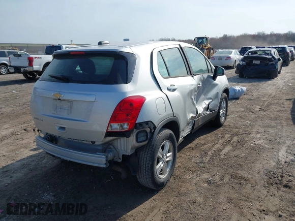 2018 Chevrolet Trax LS with VIN KL7CJNSB6JB510894, listed as a IAAI auction lot 42045055 with 118,647 mi miles. Bid and sale history available at carsss.com. Image 4.