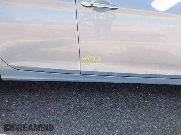 2011 Hyundai Sonata Limited with VIN 5NPEC4AC6BH073621, listed as a IAAI auction lot 41980752 with 160,911 mi miles and . Bid and sale history available at DreamBid. Image 6.