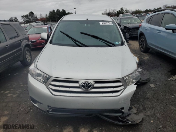 2013 Toyota Highlander with VIN 5TDBK3EH5DS252283, listed as a Copart auction lot 49261705 with 110,213 mi miles and Salvage Title. Bid and sale history available at carsss.com. Image 5.
