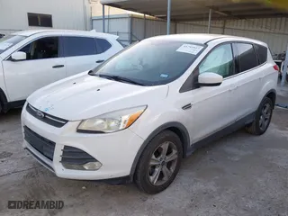 2014 Ford Escape SE with VIN 1FMCU0GX8EUB31399, listed as a IAAI auction lot 41795927 with 129,963 mi miles. Bid and sale history available at carsss.com. Image 17.