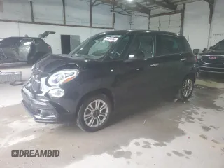 2019 FIAT 500L Pop with VIN ZFBNFAAH3KZ042162, listed as a Copart auction lot 84504044 with 27,546 mi miles and Salvage Title. Bid and sale history available at DreamBid. Image 1.