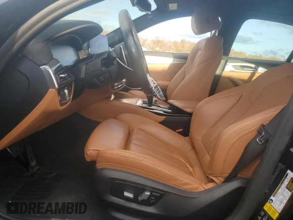 2020 BMW 5 Series 540i xDrive z VIN WBAJS3C00LCD90757, wystawiony jako Copart lot #77808054 z przebiegiem 67 606 mil mil oraz Szkoda całkowita • Salvage title. Historia ofert i sprzedaży dostępna na DreamBid. Obrazek 7.