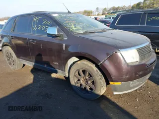 2008 Lincoln MKX with VIN 2LMDU68C98BJ10806, listed as a IAAI auction lot 41641531 with 999,999 mi miles. Bid and sale history available at carsss.com. Image 1.