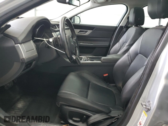 2017 Jaguar XF 35t Premium with VIN SAJBD4BV8HCY34574, listed as a Copart auction lot 79428594 with 73,256 mi miles and Clean Title. Bid and sale history available at carsss.com. Image 7.
