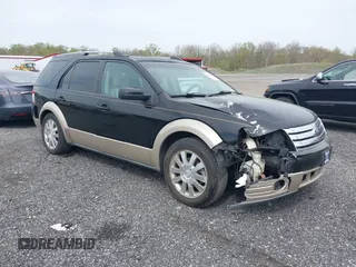 2008 Ford Taurus X Eddie Bauer z VIN 1FMDK07W38GA26984, wystawiony jako IAAI lot #42067642 z przebiegiem 246 985 mil mil oraz . Historia ofert i sprzedaży dostępna na DreamBid. Obrazek 1.
