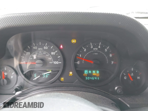 2008 Jeep Wrangler Unlimited X with VIN 1J4GA39158L529523, listed as a IAAI auction lot 41979992 with 304,641 mi miles and . Bid and sale history available at DreamBid. Image 15.