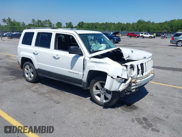 2013 Jeep Patriot Limited z VIN 1C4NJRCB3DD274375, wystawiony jako IAAI lot #42137708 z przebiegiem 185 018 mil mil oraz . Historia ofert i sprzedaży dostępna na DreamBid. Obrazek 1.