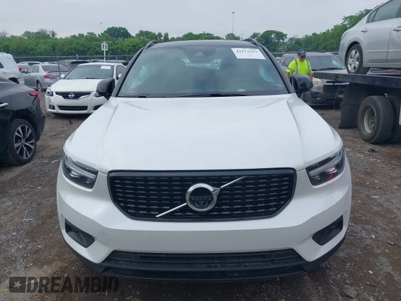 2022 Volvo XC40 R-Design с VIN YV4162UM0N2648040, выставлен на аукционе IAAI как лот 42172222 с пробегом 19 911 миль миль и . История ставок и продаж доступна на DreamBid. Изображение 11.