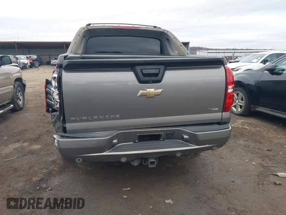 2007 Chevrolet Avalanche 1LT with VIN 3GNEC12057G202104, listed as a IAAI auction lot 41527646 with 236,496 mi miles and . Bid and sale history available at DreamBid. Image 17.