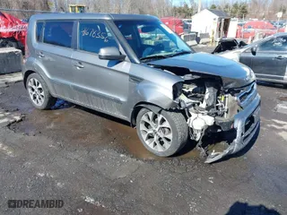 2013 Kia Soul + with VIN KNDJT2A67D7526729, listed as a IAAI auction lot 41678356 with 189,924 mi miles. Bid and sale history available at carsss.com. Image 1.