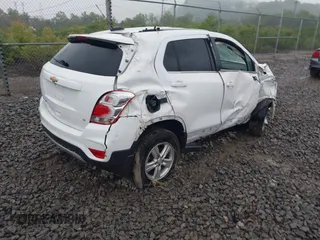 2020 Chevrolet Trax LT with VIN 3GNCJPSB9LL155372, listed as a IAAI auction lot 42357337 with 71,445 mi miles and . Bid and sale history available at DreamBid. Image 4.