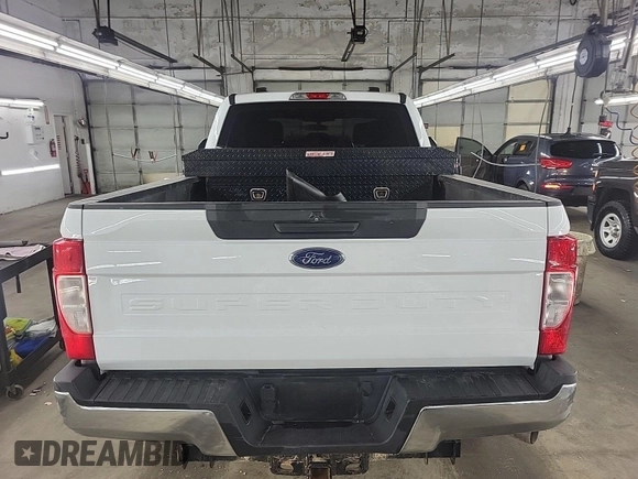 2022 Ford F-250 XL с VIN 1FT7X2B66NEE67862, выставлен на аукционе IAAI как лот 42610485 с пробегом 98 005 миль миль и . История ставок и продаж доступна на DreamBid. Изображение 49.