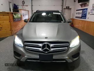 2019 Mercedes-Benz GLC 300 with VIN WDC0G4JB7KV162050, listed as a Copart auction lot 60563435 with 72,670 mi miles and Clean title. Bid and sale history available at DreamBid. Image 5.