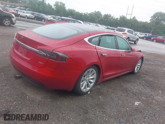 2018 Tesla Model S 75D с VIN 5YJSA1E27JF247637, выставлен на аукционе IAAI как лот 42406743 с пробегом 150 553 миль миль и . История ставок и продаж доступна на DreamBid. Изображение 4.