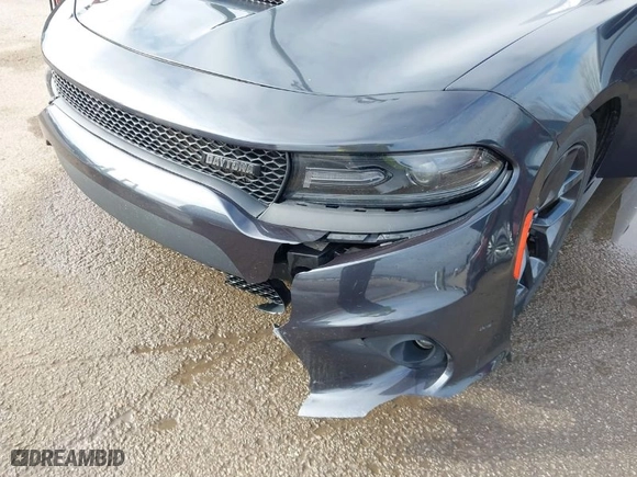 2017 Dodge Charger R/T with VIN 2C3CDXCTXHH556893, listed as a IAAI auction lot 41297752 with 106,632 mi miles. Bid and sale history available at carsss.com. Image 6.