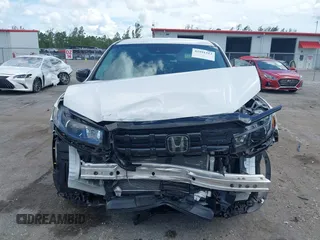 2024 Honda Ridgeline Sport with VIN 5FPYK3F14RB011166, listed as a IAAI auction lot 42591313 with 5,175 mi miles and . Bid and sale history available at DreamBid. Image 12.
