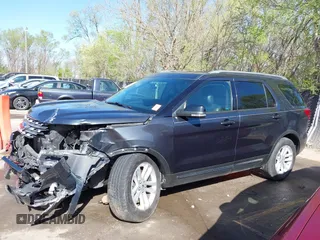 2017 Ford Explorer XLT with VIN 1FM5K7D84HGC76141, listed as a IAAI auction lot 41991832 with 143,504 mi miles and . Bid and sale history available at carsss.com. Image 15.