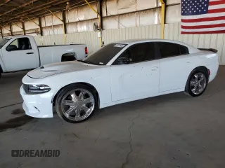 2018 Dodge Charger SXT Plus z VIN 2C3CDXHG2JH187318, wystawiony jako Copart lot #57677445 z przebiegiem 123 622 mil mil oraz Szkoda całkowita • Salvage title. Historia ofert i sprzedaży dostępna na DreamBid. Obrazek 1.