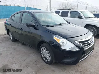 2019 Nissan Versa Sedan SV with VIN 3N1CN7AP6KL821440, listed as a IAAI auction lot 41539684 with 148,526 mi miles. Bid and sale history available at carsss.com. Image 1.
