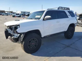 2024 Toyota 4Runner TRD Off Road with VIN JTERU5JR4R6230345, listed as a Copart auction lot 83034734 with 9,945 mi miles and Salvage Title. Bid and sale history available at carsss.com. Image 1.