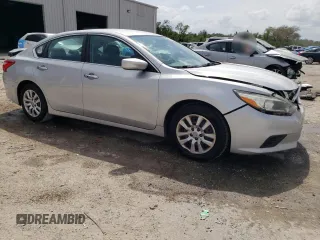 2016 Nissan Altima SR with VIN 1N4AL3AP0GC257442, listed as a Copart auction lot 54542295 with 165,903 mi miles and Salvage Title. Bid and sale history available at carsss.com. Image 4.