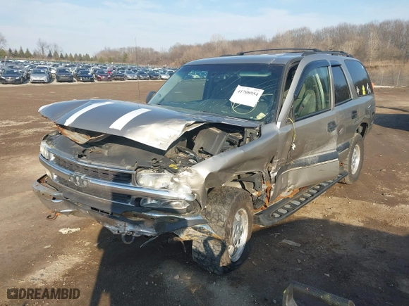 2003 Chevrolet Tahoe LS with VIN 1GNEK13V03J154985, listed as a IAAI auction lot 41708954 with 203,826 mi miles. Bid and sale history available at carsss.com. Image 17.