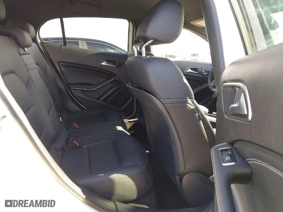 2020 Mercedes-Benz GLA with VIN WDCTG4EB5LU023839, listed as a IAAI auction lot 41432735 with 28,639 mi miles. Bid and sale history available at carsss.com. Image 8.