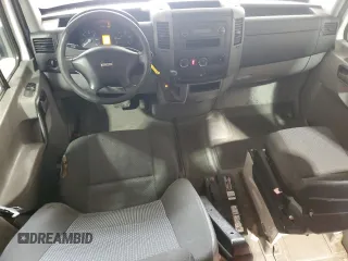 2011 Freightliner Sprinter z VIN WDRPE8CC7B5506404, wystawiony jako Copart lot #55090695 z przebiegiem 360 357 mil mil oraz Czysty tytuł • Clean title. Historia ofert i sprzedaży dostępna na DreamBid. Obrazek 8.