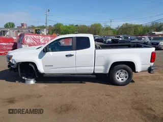 2019 Chevrolet Colorado 2WD Work Truck z VIN 1GCHSBEA3K1245981, wystawiony jako IAAI lot #42147119 z przebiegiem 84 037 mil mil oraz . Historia ofert i sprzedaży dostępna na DreamBid. Obrazek 14.