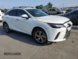 2023 Lexus RX 350 z VIN JTJCHMAA6P2008927, wystawiony jako Copart lot #58162815 z przebiegiem 7 340 mil mil oraz Szkoda całkowita • Salvage title. Historia ofert i sprzedaży dostępna na DreamBid. Obrazek 4.