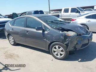 2008 Toyota Prius with VIN JTDKB20U883344493, listed as a IAAI auction lot 42002921 with 552,761 mi miles. Bid and sale history available at carsss.com. Image 13.