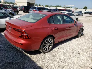 2019 Volvo S60 Momentum with VIN 7JR102FK3KG004077, listed as a Copart auction lot 56112404 with 32,166 mi miles and Salvage Title. Bid and sale history available at carsss.com. Image 3.