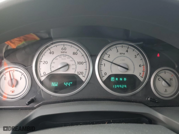 2010 Chrysler Town & Country Touring with VIN 2A4RR5D1XAR300594, listed as a Copart auction lot 83948724 with 139,929 mi miles and Salvage Title. Bid and sale history available at carsss.com. Image 9.