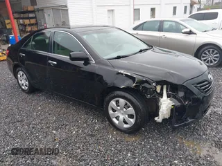 2009 Toyota Camry z VIN 4T1BE46K69U378920, wystawiony jako IAAI lot #42336461 z przebiegiem 214 499 mil mil oraz . Historia ofert i sprzedaży dostępna na DreamBid. Obrazek 1.