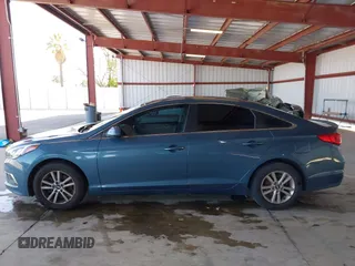 2017 Hyundai Sonata SE with VIN 5NPE24AF5HH488516, listed as a IAAI auction lot 41991400 with 183,514 mi miles. Bid and sale history available at carsss.com. Image 14.