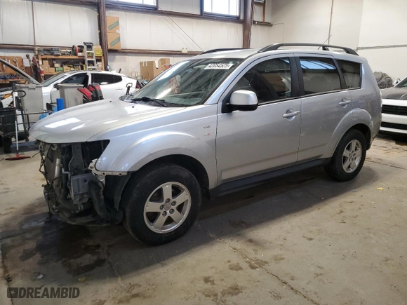 2009 Mitsubishi Outlander XLS with VIN JA4MT31X99Z606843, listed as a Copart auction lot 42054525 with 202,293 mi miles and Salvage Title. Bid and sale history available at carsss.com. Image 1.
