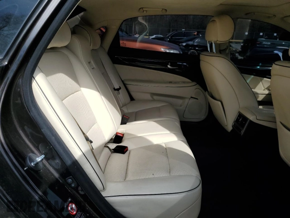 2015 Hyundai Equus Signature with VIN KMHGH4JH0FU094641, listed as a Copart auction lot 46904905 with 124,190 mi miles and Salvage Title. Bid and sale history available at DreamBid. Image 10.