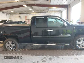 2013 Chevrolet Silverado 1500 with VIN 1GCRKSE27DZ346393, listed as a IAAI auction lot 41726306 with 73,033 mi miles and . Bid and sale history available at DreamBid. Image 13.